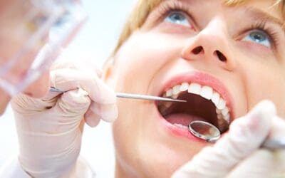 ¿Qué es un periodoncista y cuándo debería consultarlo?